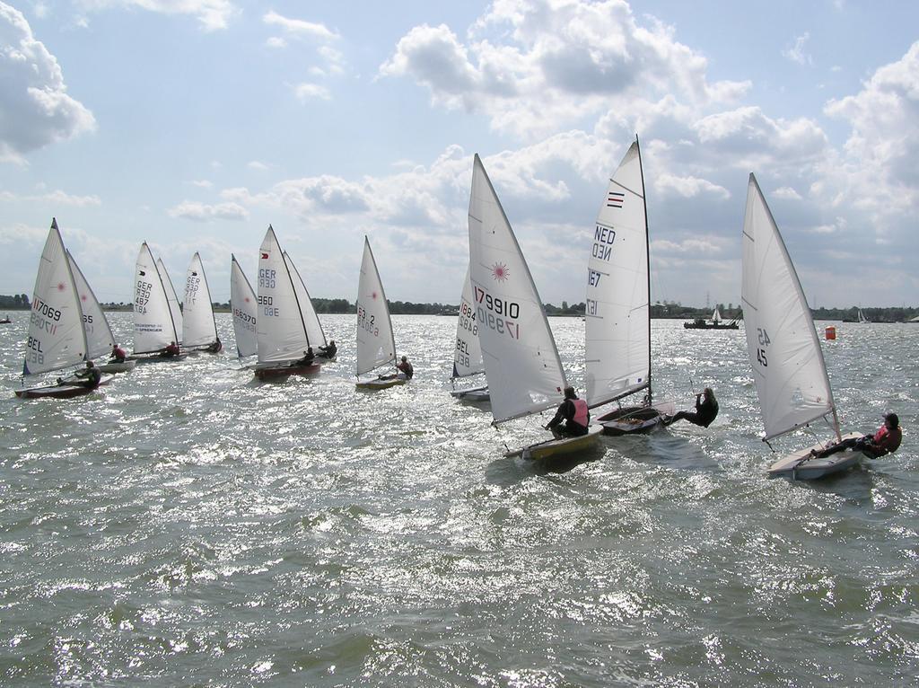 Хостел Sailcenter Limburg Kinrooi Екстер'єр фото