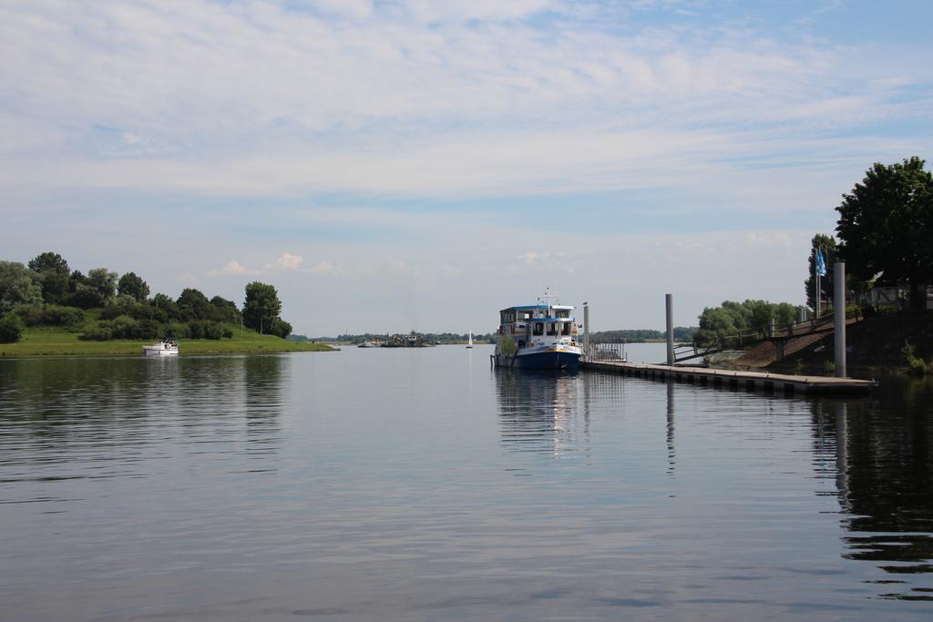 Хостел Sailcenter Limburg Kinrooi Екстер'єр фото