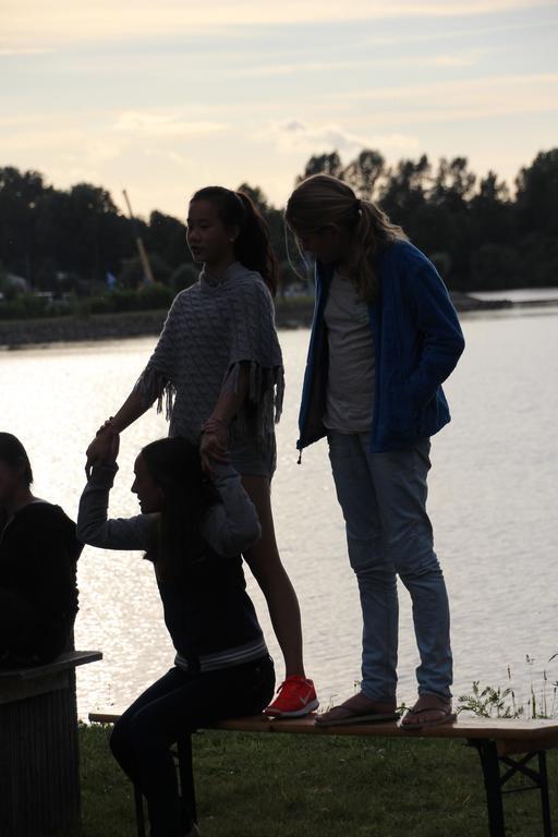 Хостел Sailcenter Limburg Kinrooi Екстер'єр фото