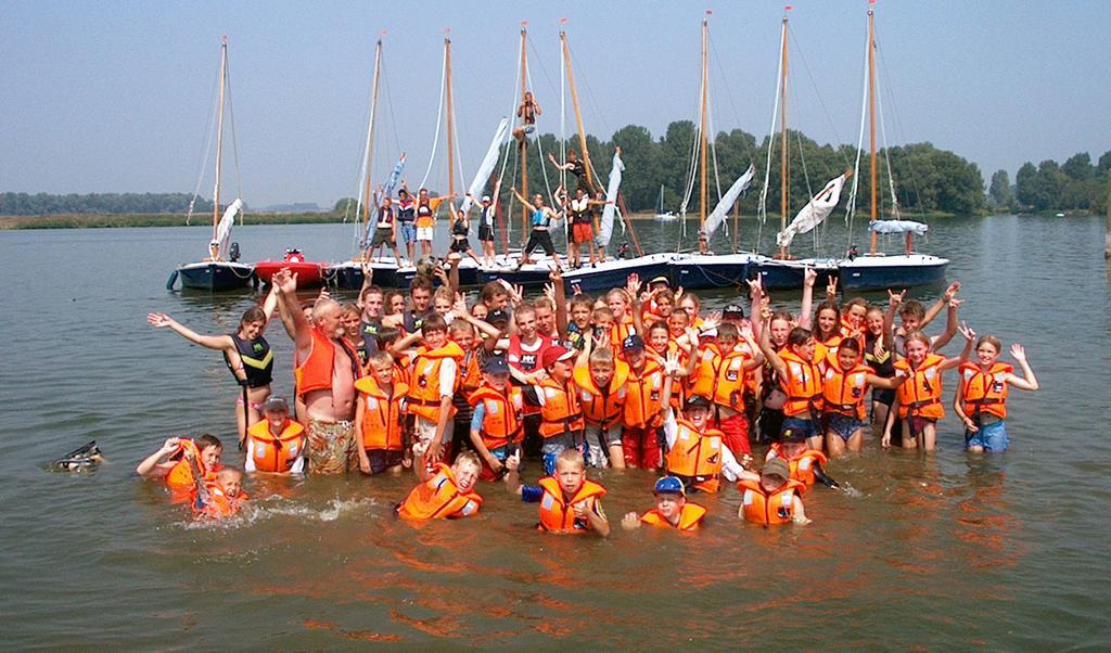 Хостел Sailcenter Limburg Kinrooi Екстер'єр фото