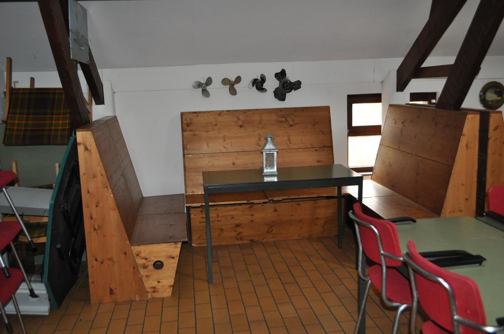 Хостел Sailcenter Limburg Kinrooi Екстер'єр фото